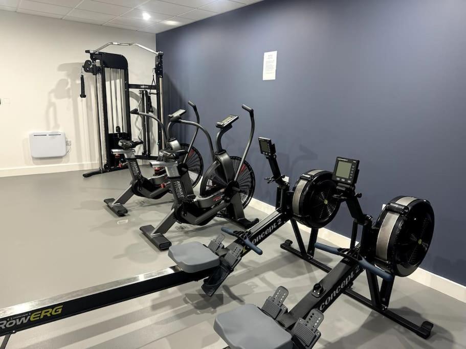 Luxury Oaks Suite, Free Private Parking, 2 Bed 2 Bathroom Apartment, Central Solihull Birmingham Ngoại thất bức ảnh